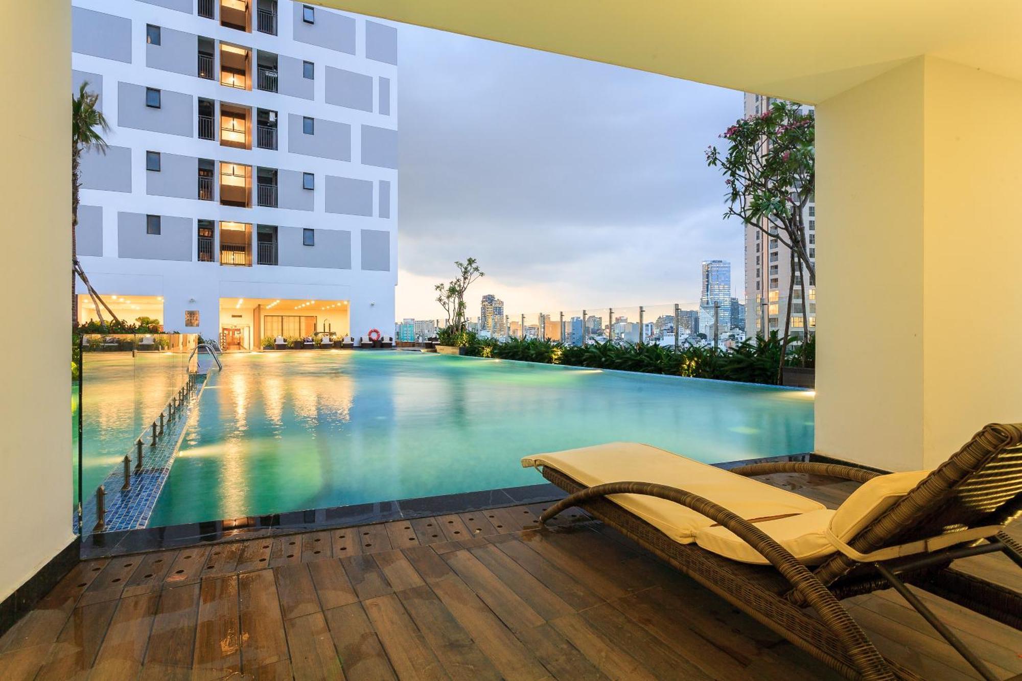 2Brs City View In The Heart Of Saigon - Free Infinity Pool Хошимин Экстерьер фото